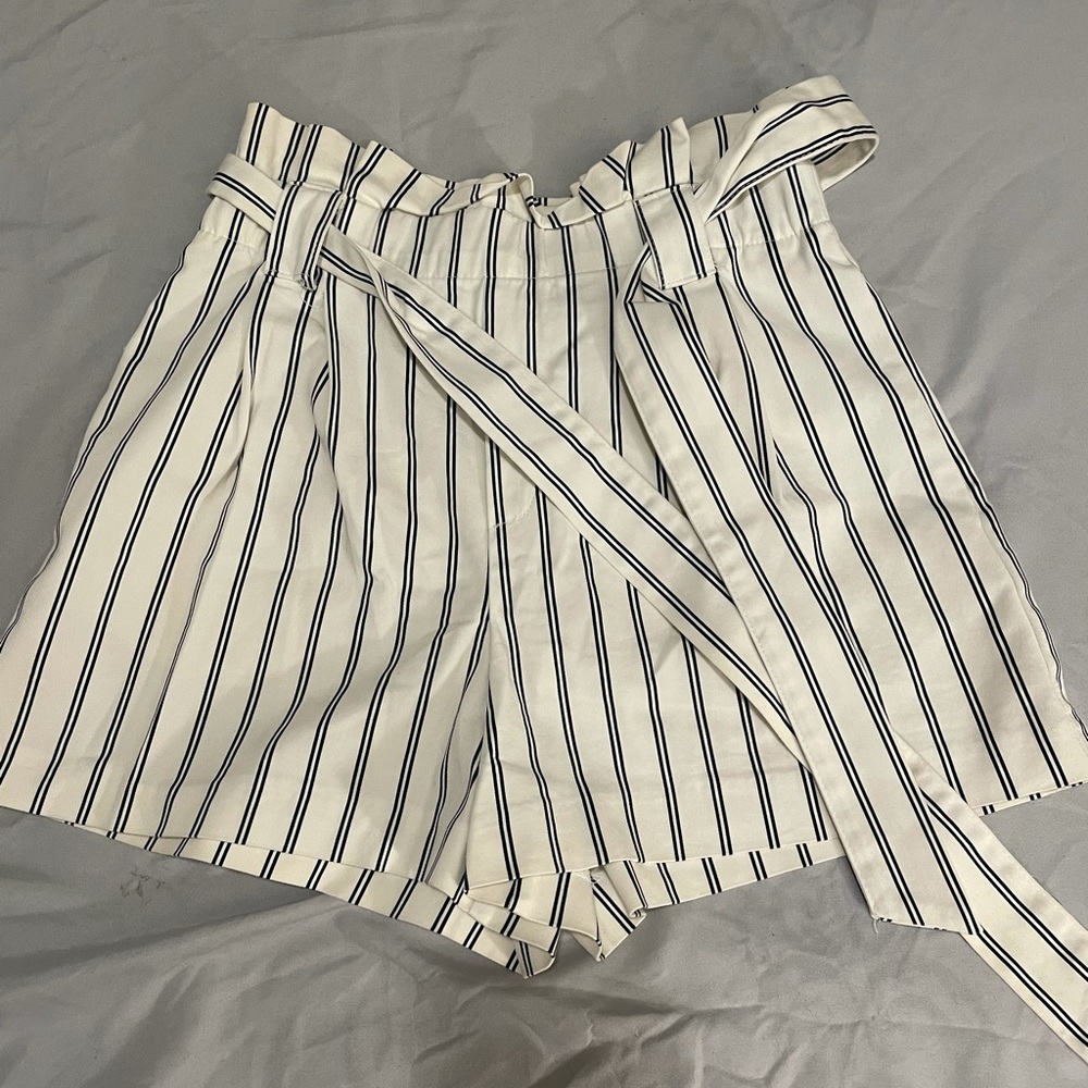 Zara paperbag shorts